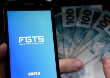 LIBERADO! Trabalhadores podem sacar até R$ 6 MIL IMEDIATAMENTE pelo FGTS