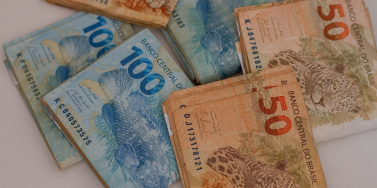 CONFIRMADO: INSS anuncia 13º salário com AUMENTO para aposentados e pensionistas em 2024! Pagamento foi ANTECIPADO? Confira novidades