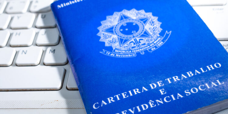 Direito ao adicional noturno: quem tem direito e como é calculado?