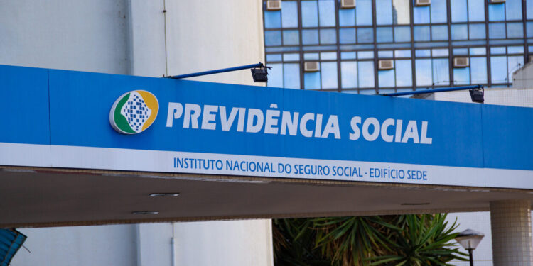 INSS: reclamações sobre crédito consignado diminuem 36,84%; o que aconteceu?
