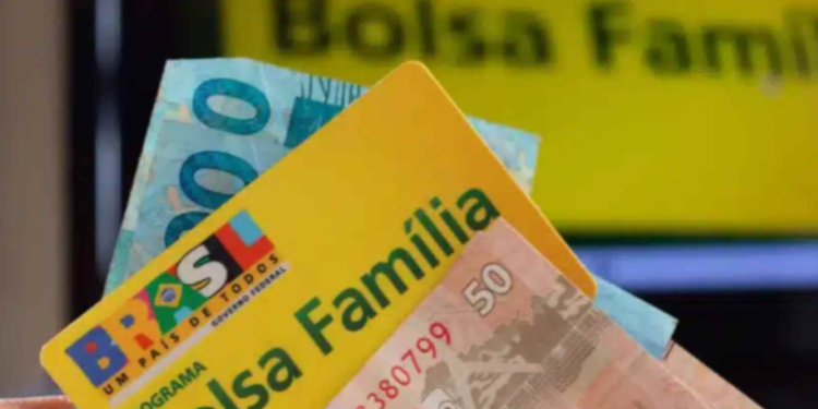 Bolsa Família bloqueado? Descubra como receber os pagamentos atrasados agora!