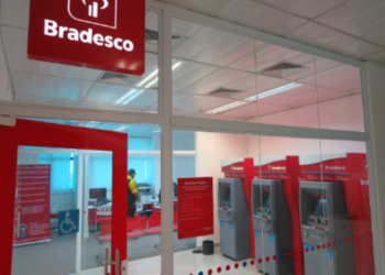 Bradesco fecha diversas agências e deixa clientes preocupados; confira comunicado do banco