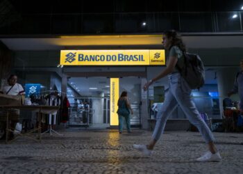 Banco do Brasil assume diferença do IOF em cartões de crédito