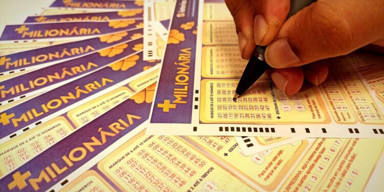 +MILIONÁRIA: Concorra a R$ 161 MILHÕES hoje (27); Rendimento surpreende