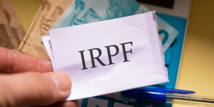 Imposto de Renda: MILHÕES de contribuintes vão ser beneficiados com restituição; veja quais