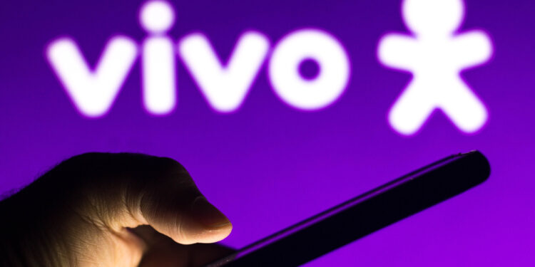 Vivo planeja oferecer empréstimo consignado e PIX; veja o que pode acontecer