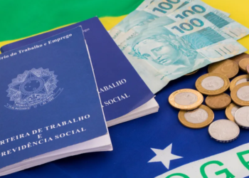 FGTS: Quem não é demitido sem justa causa pode sacar o abono? Confira agora