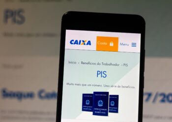 Beneficiários do PIS/Pasep enfrentam atrasos no saque de valores acumulados