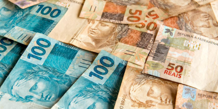 NOVO Salário Mínimo: Trabalhadores receberão acréscimo de R$ 1.640 em 2024