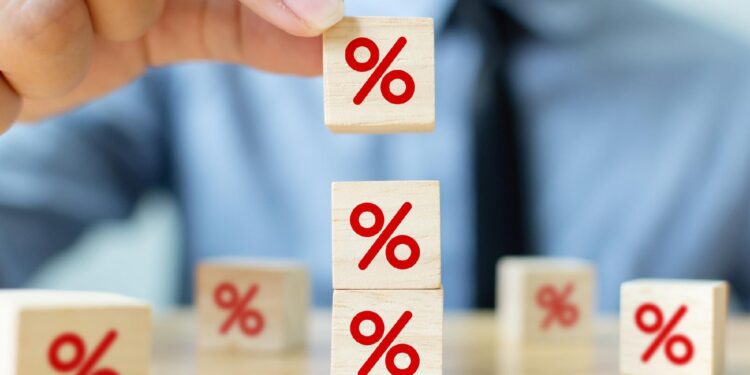 BC REDUZ juros pela 7ª vez seguida, mas corte é MENOR