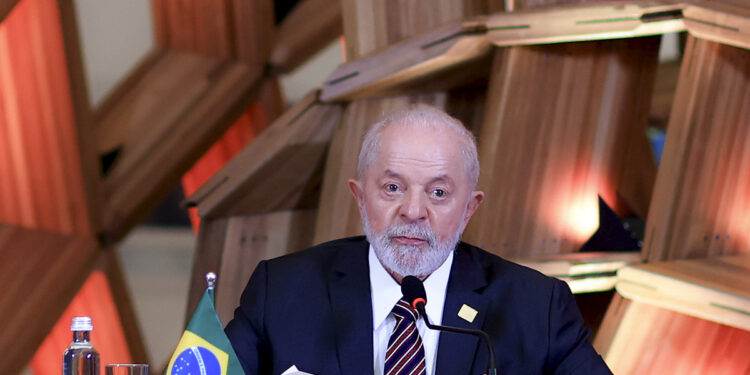 Lula sanciona reajuste da tabela do Imposto de Renda; confira agora