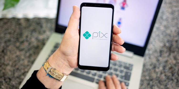 IMPRESSIONANTE! Banco Central divulga novo recorde do Pix; veja qual