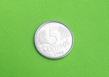 Saiba como ganhar uma boa grana com essas duas moedas de 5 centavos raras!