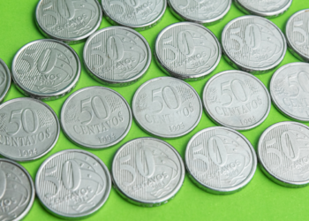 Venda essa moeda de 50 centavos rara e ganhe mais de um salário mínimo.