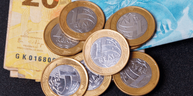 Não deixe de conferir sua gaveta; Você pode estar guardando essas moedas raras sem saber!