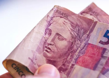 Descubra como conseguir lucrar milhares de reais apenas com uma nota de 5 reais rara.