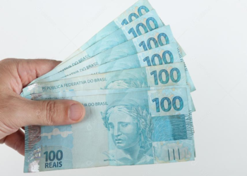 Saiba como uma simples nota de 100 reais pode valer mais de R$ 1 mil no mercado de colecionadores.