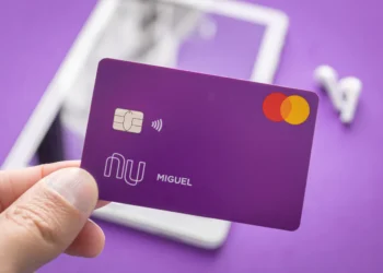 Nubank lança NOVA campanha com recompensas e cashback; como conseguir?