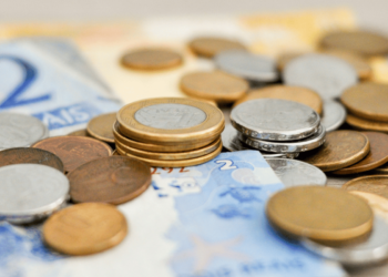 Confira 5 moedas antigas que valem milhares de reais para você vender hoje!