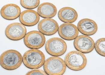 Conhecida como ‘Perna de Pau’, essa moeda de 1 real vale ouro entre os colecionadores!