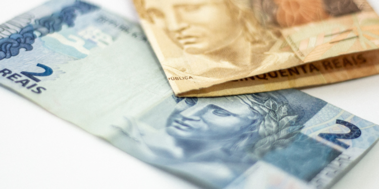 Saiba como vender essa nota de 2 reais por centenas de reais para colecionadores!