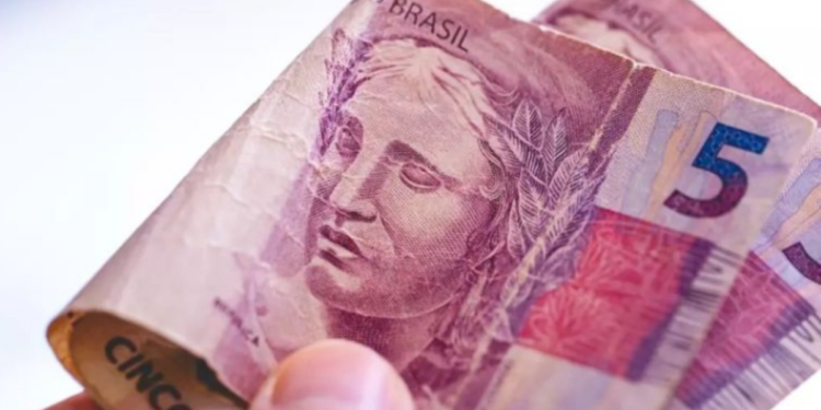 Cédula de 5 Reais mais rara do Brasil vale impressionantes R$ 3.500