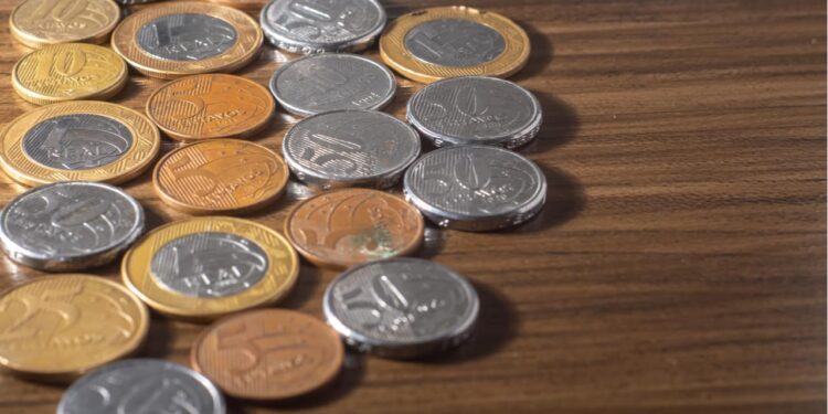 Moeda vale CENTENAS DE REAIS devido a erro pouco perceptível