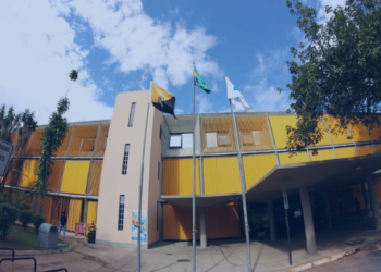 Veja as consequências de atraso no licenciamento e penalidades. Imagem: Detran - DF