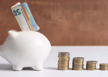 Revisões positivas do PIB 2024. Imagem: Freepik