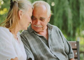 Crédito Fácil 3 bancos que oferecem empréstimos para Idosos com nome sujo