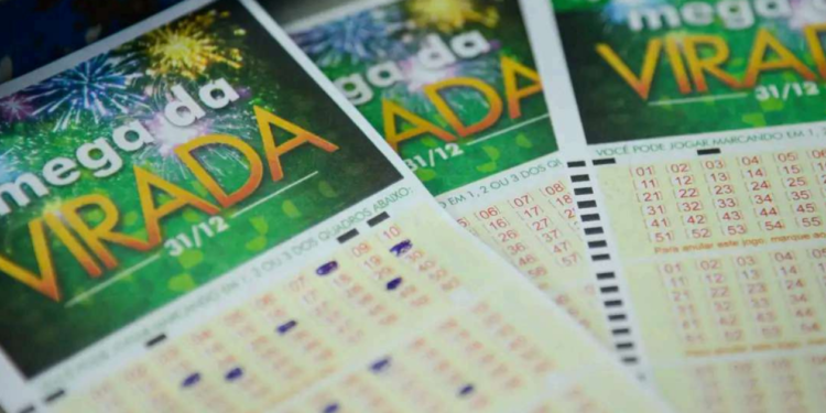 Fazer aposta múltipla aumenta chances de ganhar na Mega-Sena? / Imagem: Agência Brasil