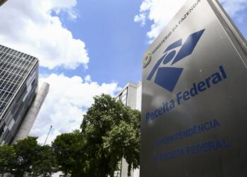 Receita Federal emite alerta devido a sites falsos