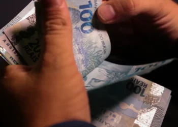 Salário mínimo de 2025. Imagem: Agência Brasil